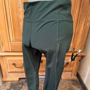 Athleta green pants